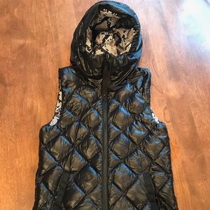 Lululemon fluffy reversible down vest